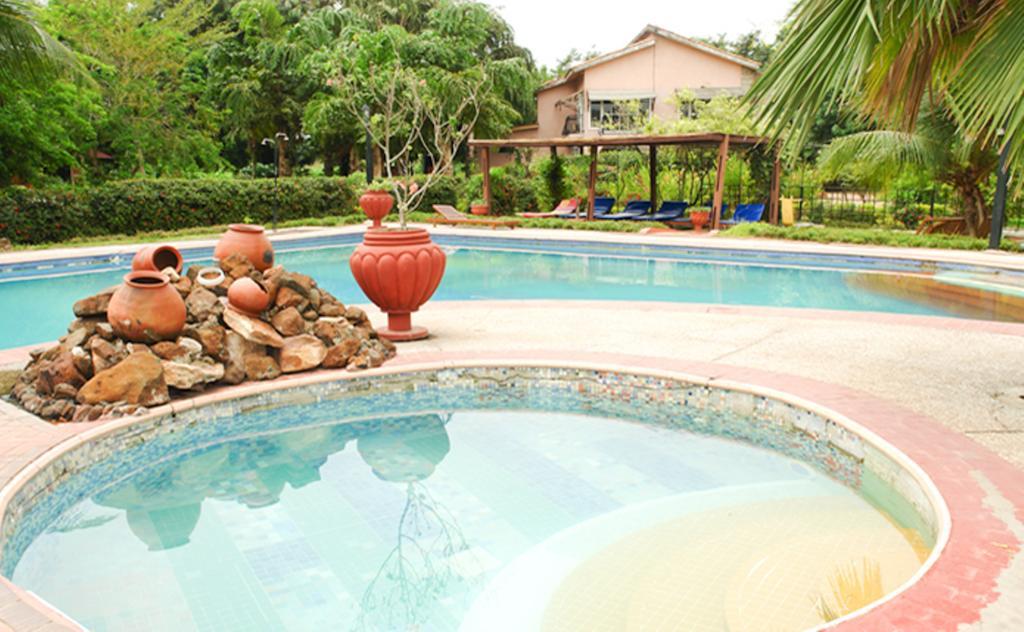 Afrikiko River Front Resort Akosombo Esterno foto