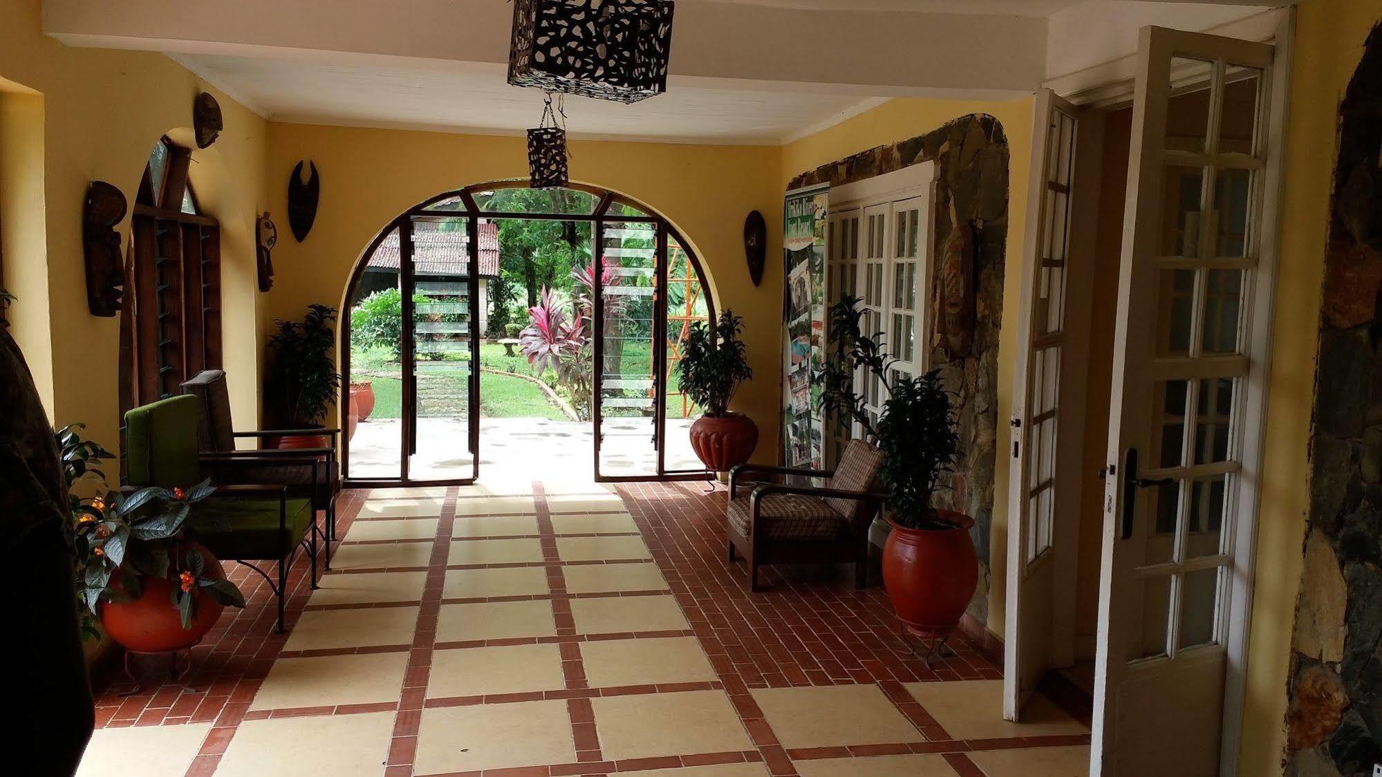 Afrikiko River Front Resort Akosombo Esterno foto