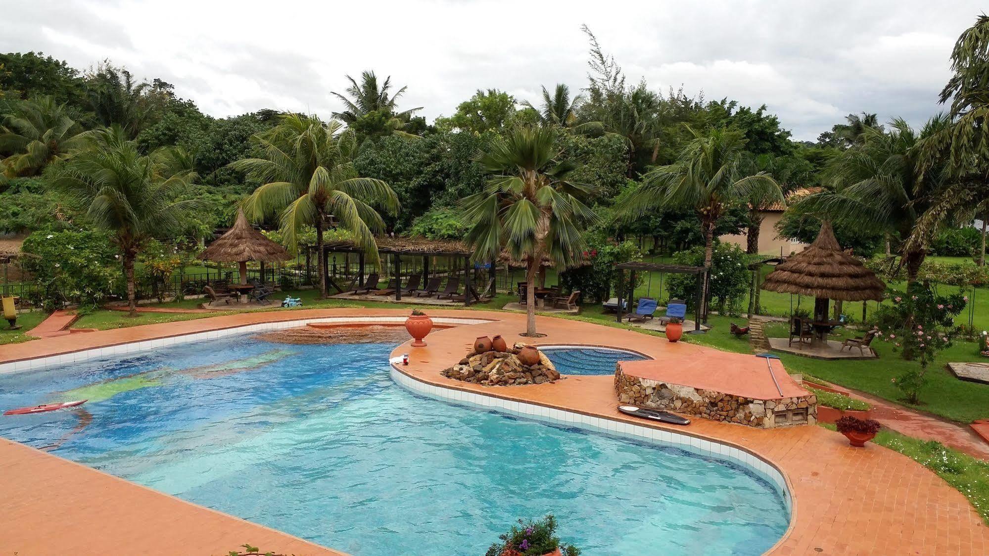 Afrikiko River Front Resort Akosombo Esterno foto