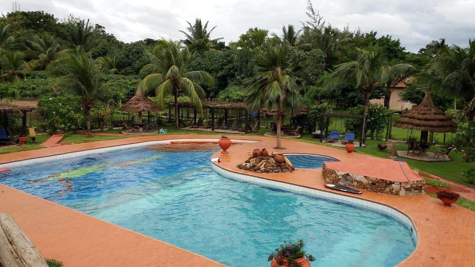 Afrikiko River Front Resort Akosombo Esterno foto